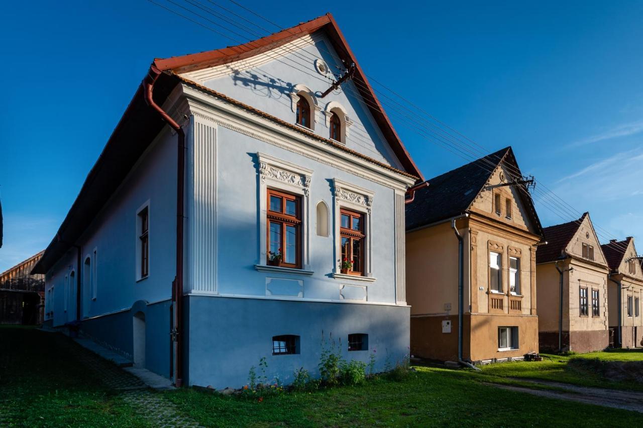 Вилла Hybsky Dom Est 1905 Hybe Экстерьер фото